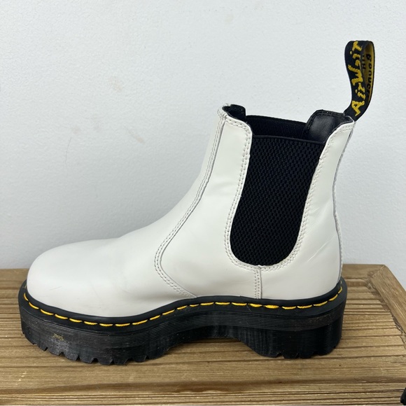 Dr. Martens 2976 Smooth Leather Platform Chelsea Boots - Picture 6 of 9